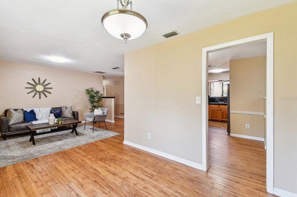 811 River Oak Dr, Ormond Beach FL  32174-4639 exterior