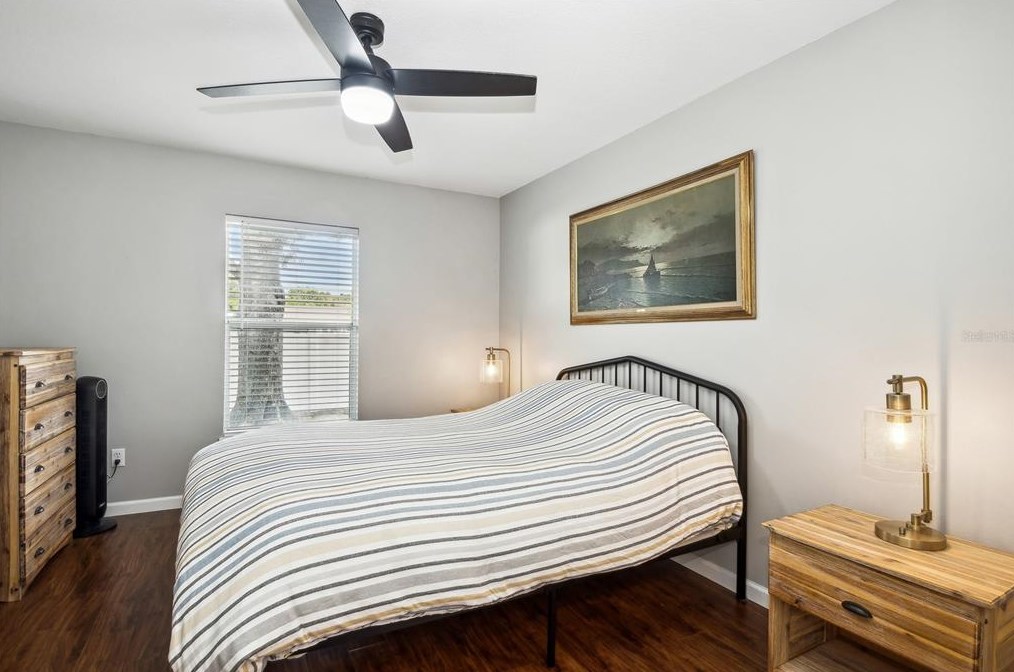 1261 Whispering Winds Ct, Apopka FL  32703-3705 exterior