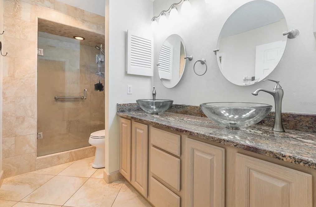 231 Juniper Way, Tavares FL  32778-5607 exterior