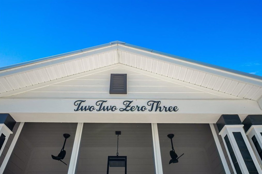 2203 Hoffner Ave, Orlando FL  32809-3533 exterior