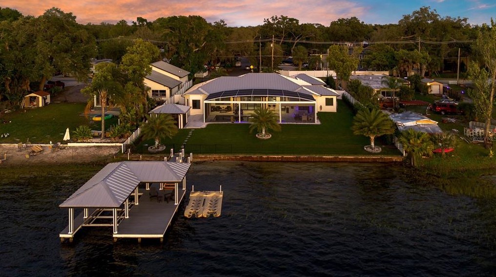 2203 Hoffner Ave, Orlando FL  32809-3533 exterior