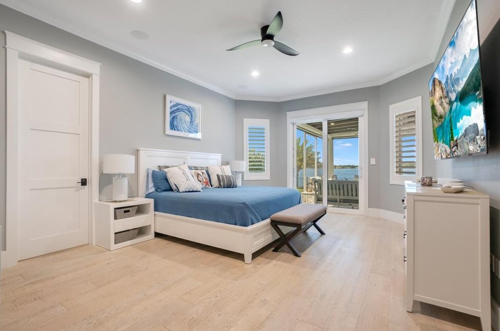 2203 Hoffner Ave, Orlando FL  32809-3533 exterior