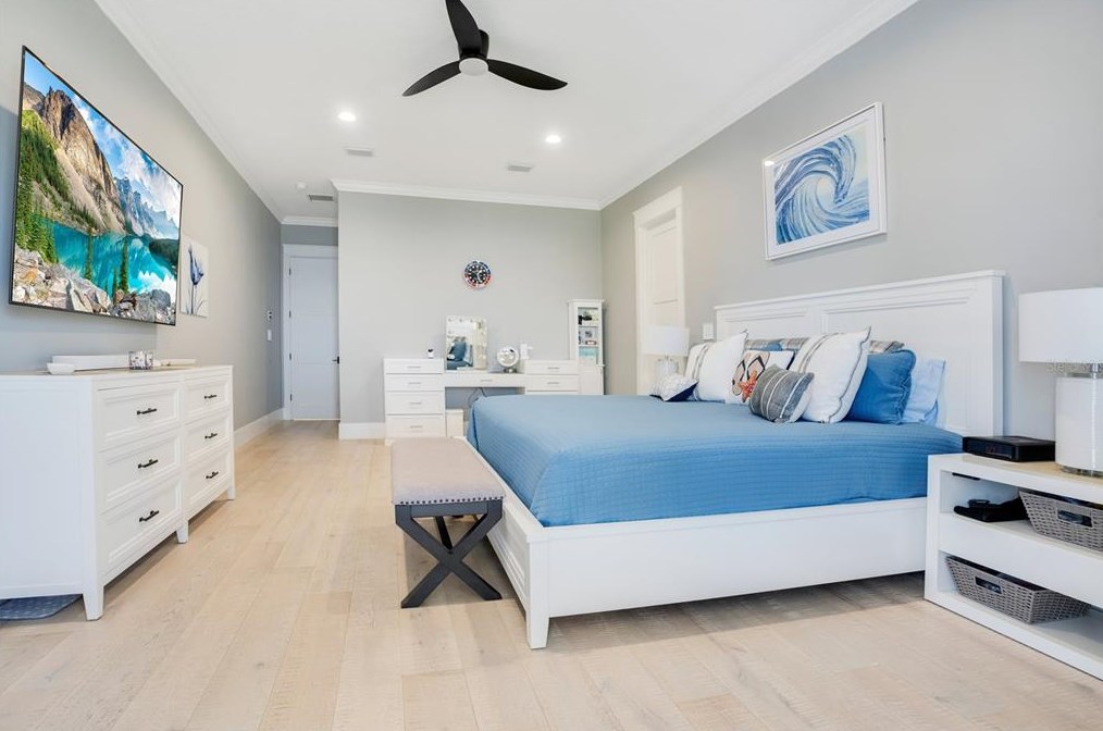 2203 Hoffner Ave, Orlando FL  32809-3533 exterior