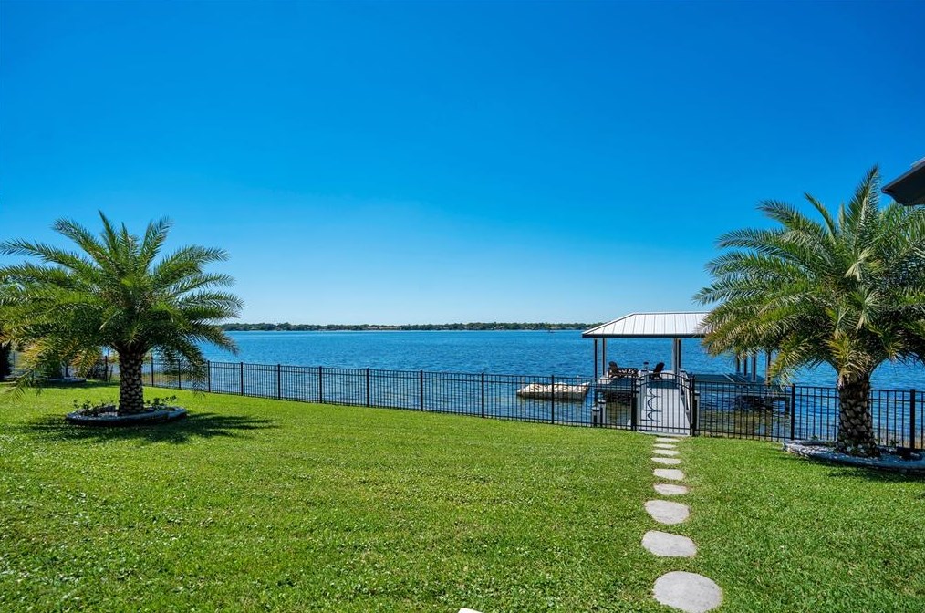 2203 Hoffner Ave, Orlando FL  32809-3533 exterior