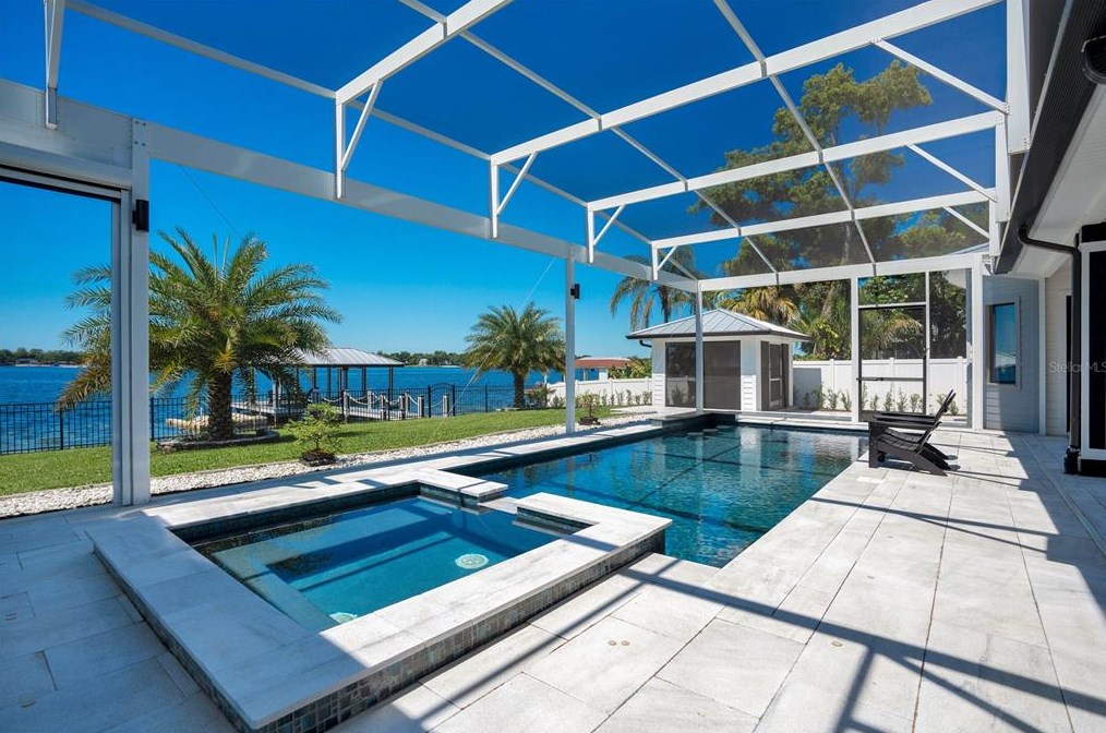 2203 Hoffner Ave, Orlando FL  32809-3533 exterior