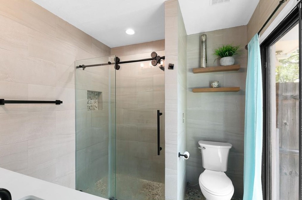 101 Magnolia Oak Dr, Longwood FL  32779-2432 exterior