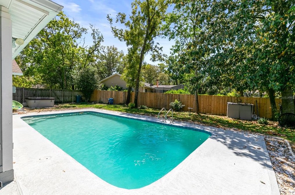 101 Magnolia Oak Dr, Longwood FL  32779-2432 exterior