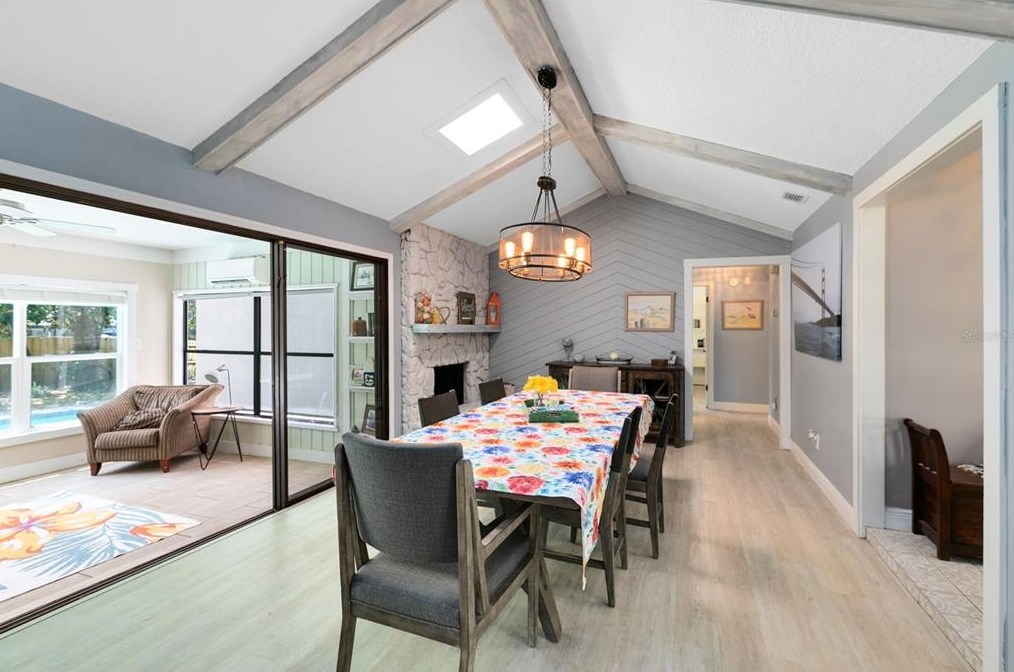 101 Magnolia Oak Dr, Longwood FL  32779-2432 exterior