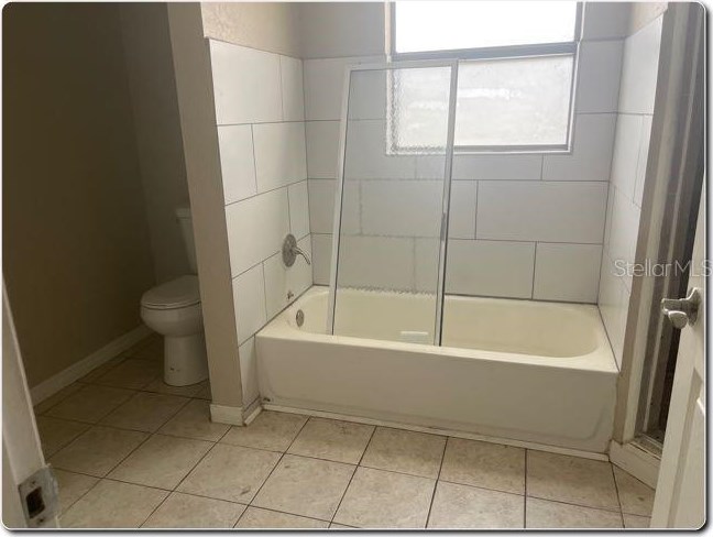 5847 Bolling Dr, Orlando FL 32808-6010 exterior