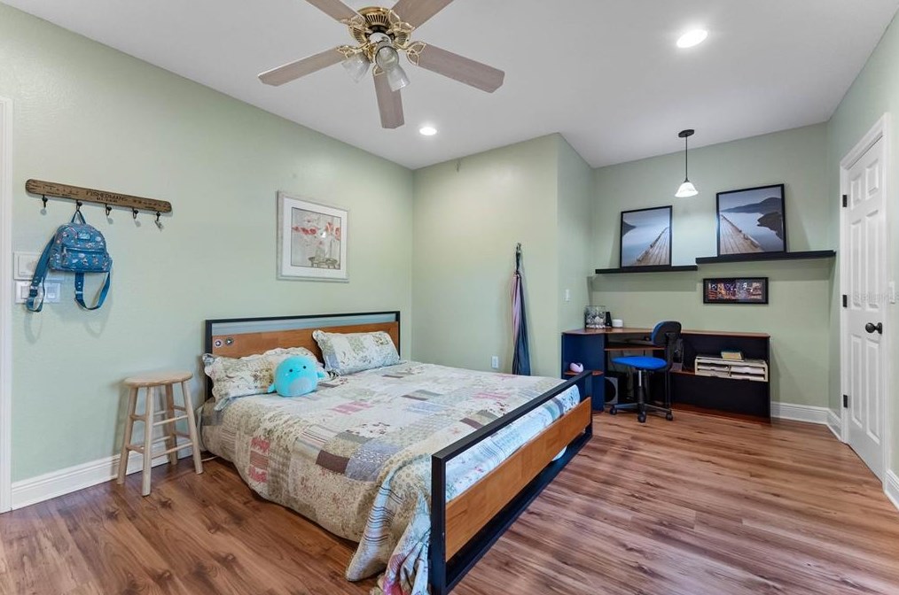 2240 Springs Landing Blvd, Longwood FL  32779-3720 exterior