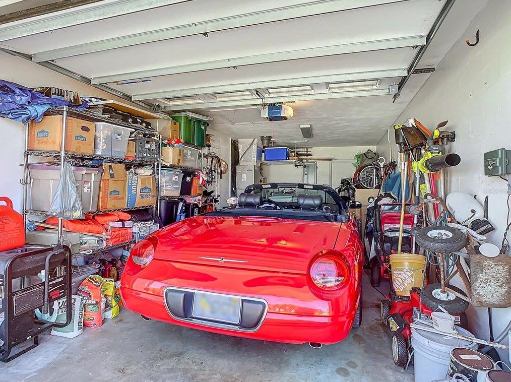 18 Ocean Crst Dr, Ormond Beach FL  32176-3116 exterior