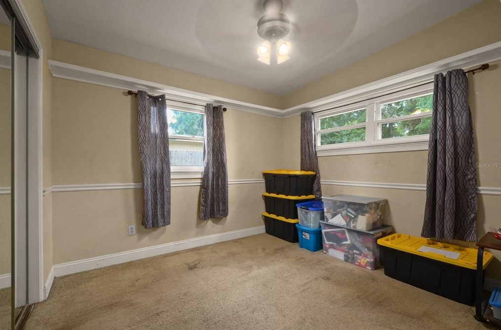 4032 Montrose Ct, Orlando FL 32812-7309 exterior