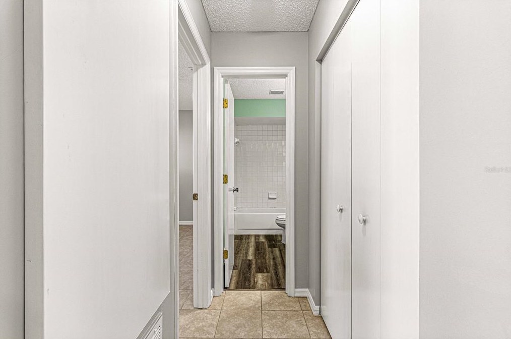 17509 96 Ct, Summerfield FL  34491-6432 exterior