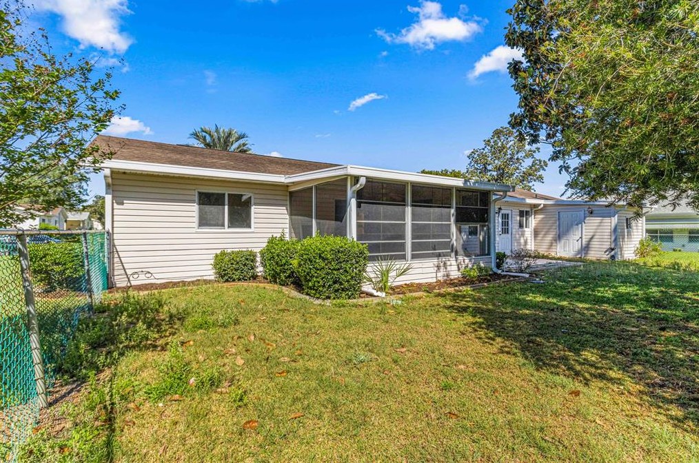 17509 96 Ct, Summerfield FL  34491-6432 exterior