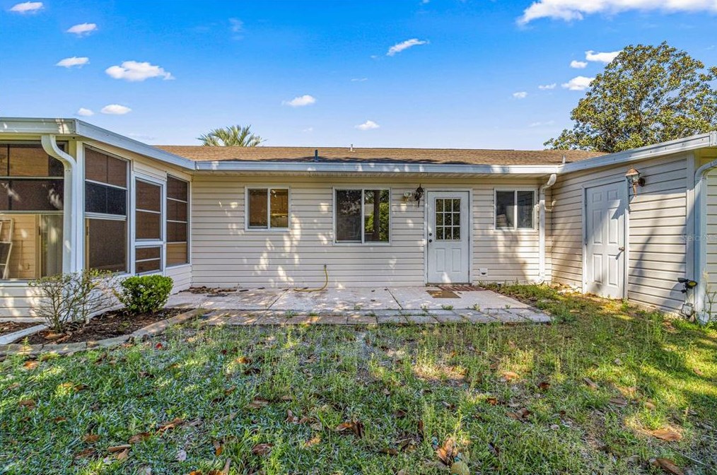 17509 96 Ct, Summerfield FL  34491-6432 exterior