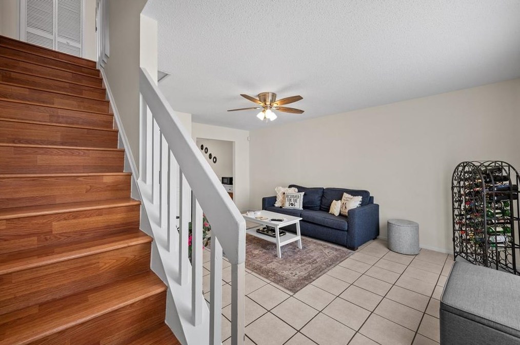 606 Casa Park Ct, Casselberry FL  32708-5417 exterior