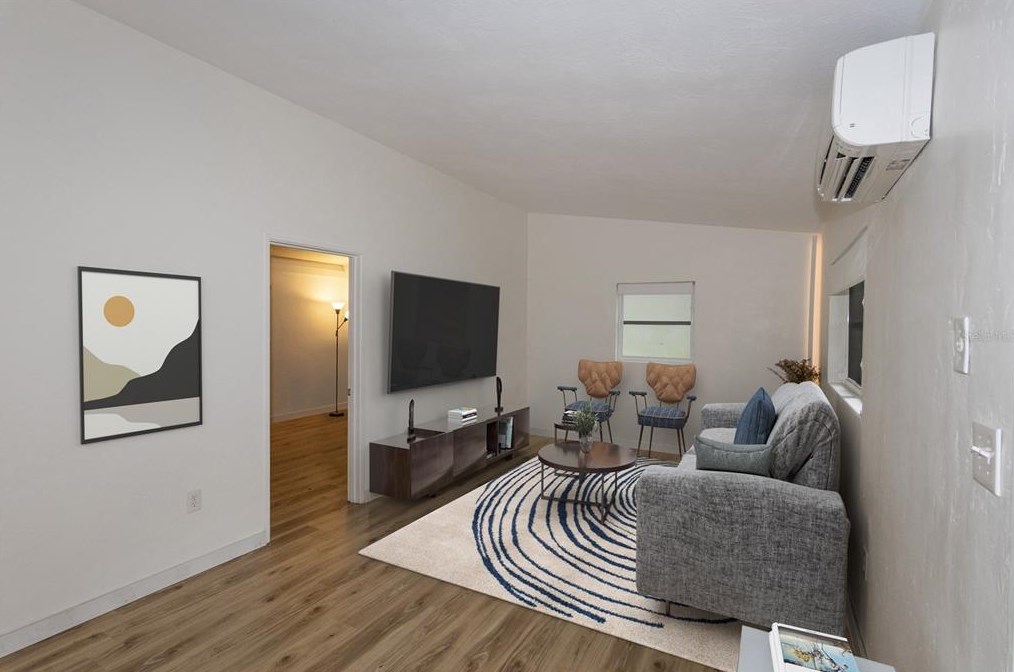 1610 Cloverlawn Ave, Orlando FL  32806-2466 exterior