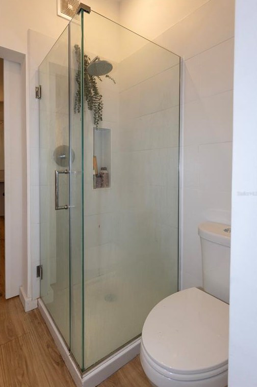 1610 Cloverlawn Ave, Orlando FL  32806-2466 exterior