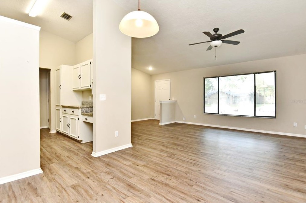 101 Windsong Ct, Lake Mary FL  32746-3330 exterior