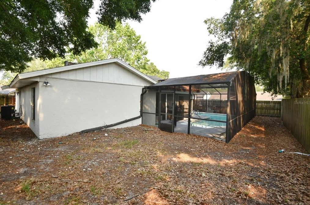 101 Windsong Ct, Lake Mary FL  32746-3330 exterior