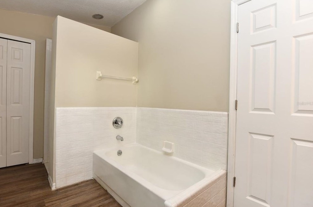 101 Windsong Ct, Lake Mary FL  32746-3330 exterior