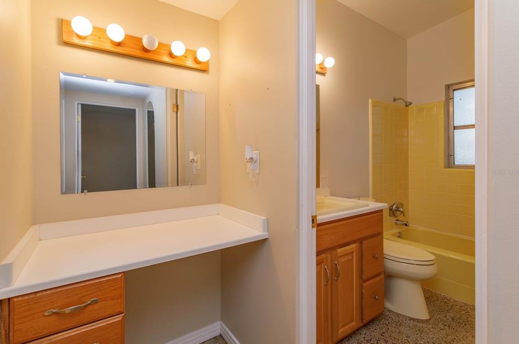 213 James Dr, Winter Garden FL  34787-2822 exterior