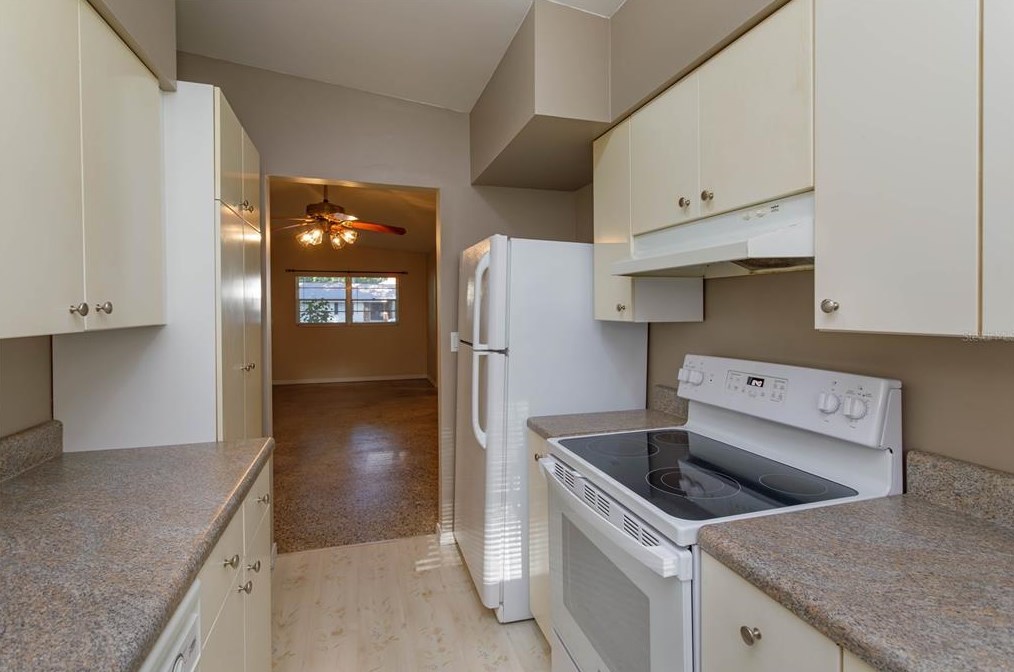 213 James Dr, Winter Garden FL  34787-2822 exterior