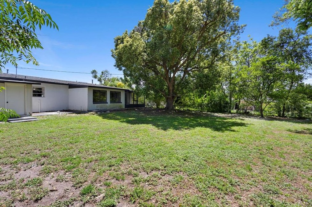 674 Wing Ter, Deltona FL  32725-7038 exterior