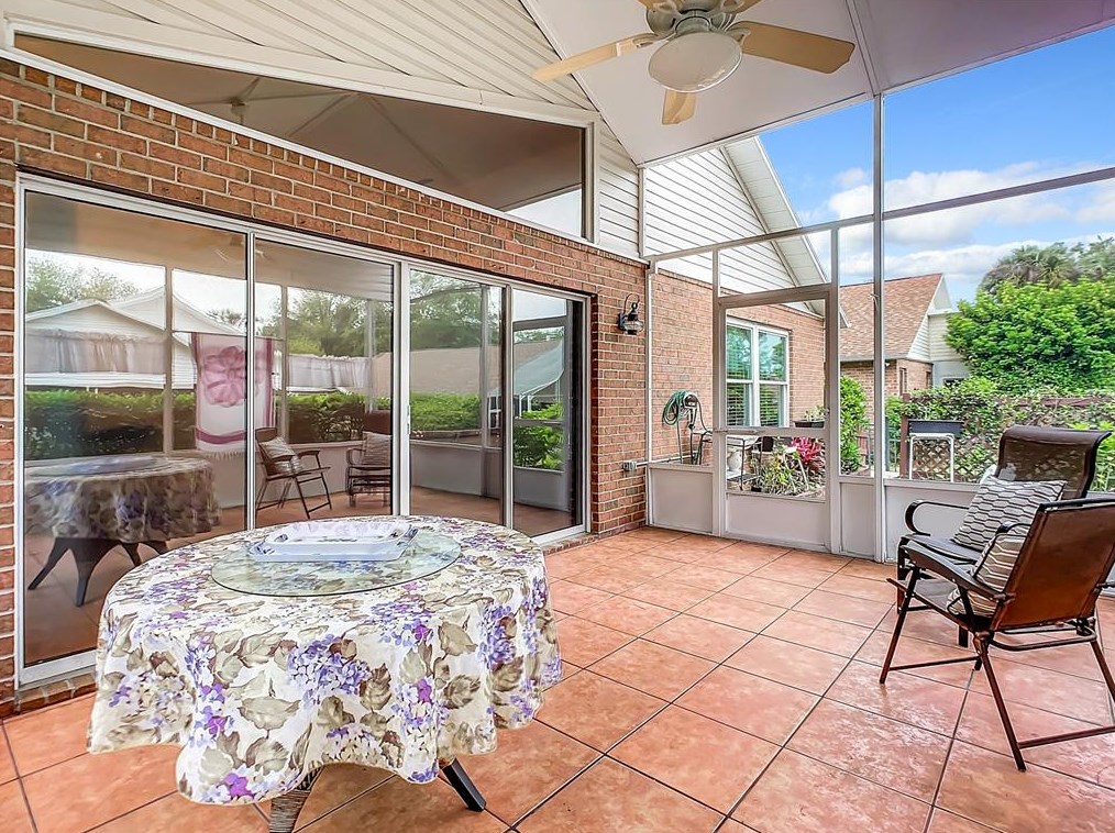 38 Old Macon Dr, Ormond Beach FL  32174-7399 exterior