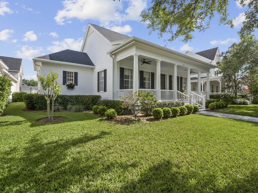 1070 Nash Dr, Kissimmee FL  34747-4319 exterior