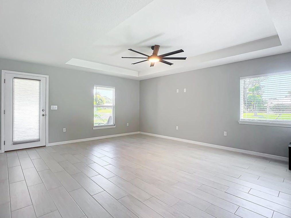 2532 Sabal Palm Dr, Edgewater FL  32141-4916 exterior