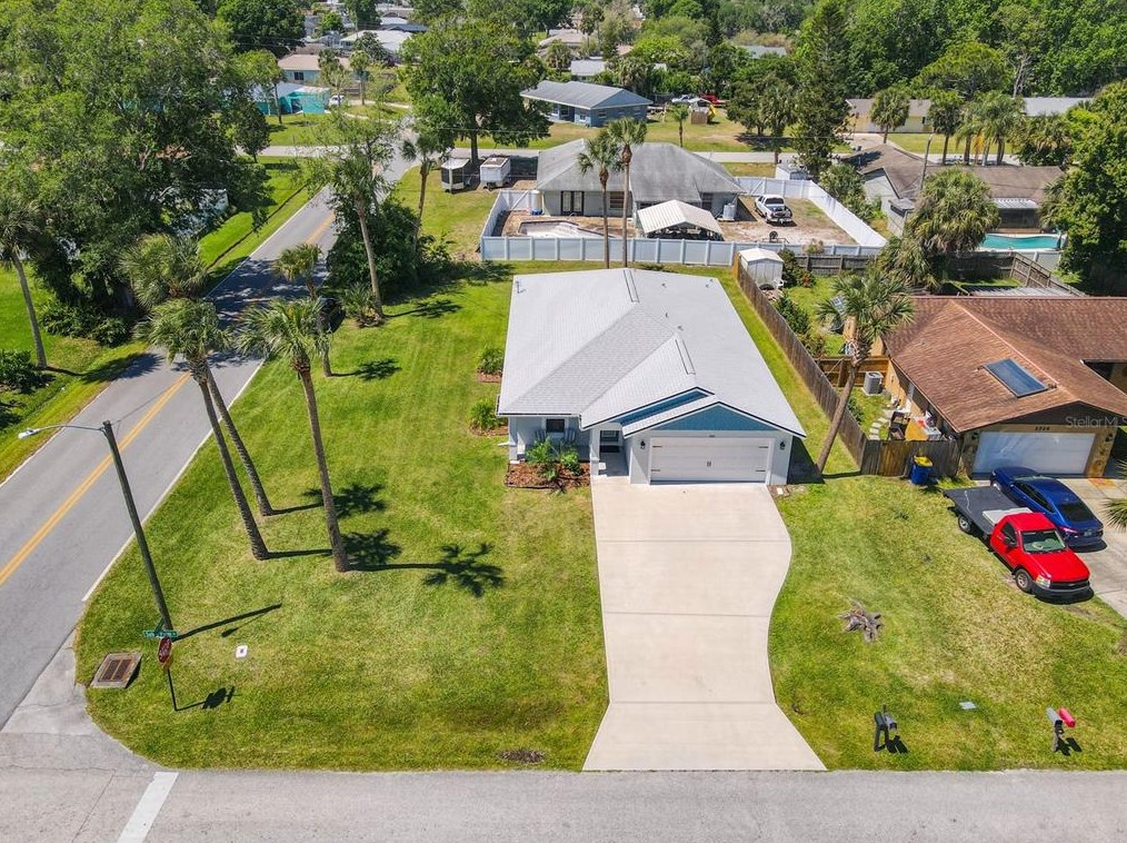 2532 Sabal Palm Dr, Edgewater FL  32141-4916 exterior