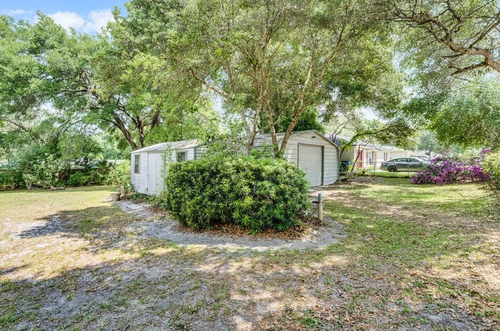 1190 Grand Ave, Orange City FL  32763-3141 exterior