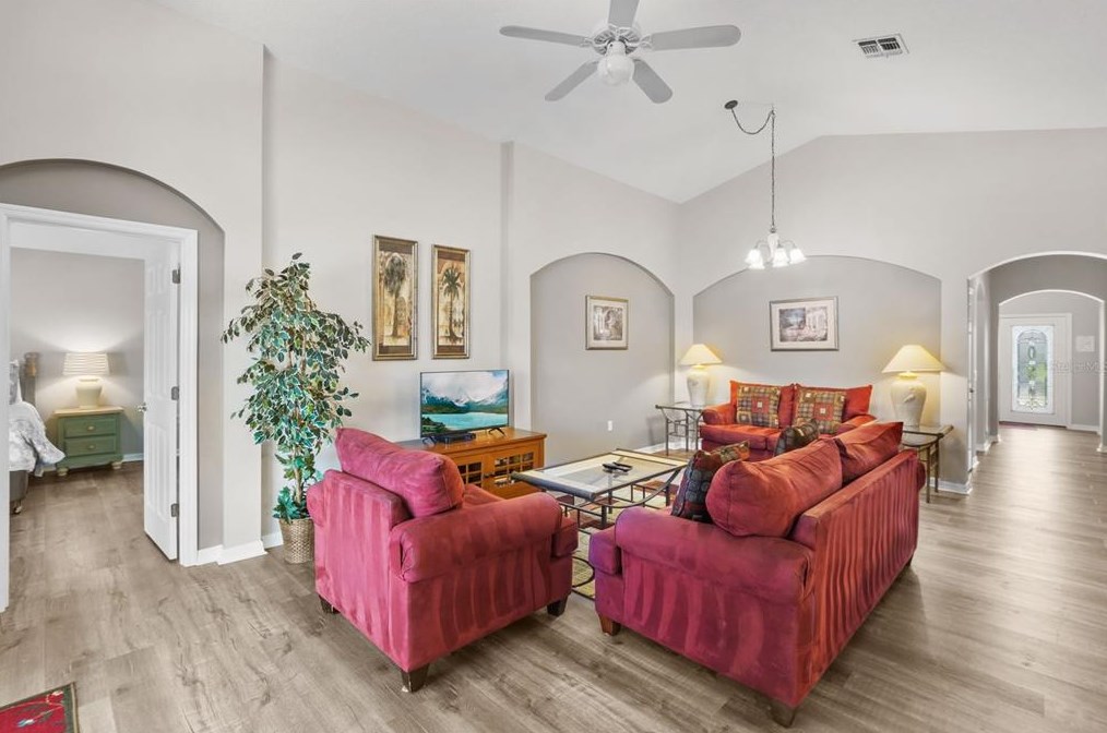 336 Kildrummy Dr, Davenport FL  33896-5064 exterior