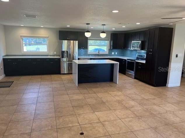 102 Par Pl, Lake Mary FL  32746-4205 exterior