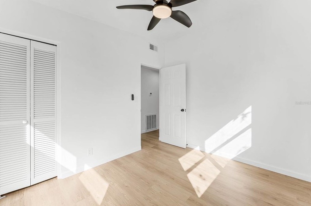 100 Pinecrest Dr, Sanford FL  32773-5446 exterior