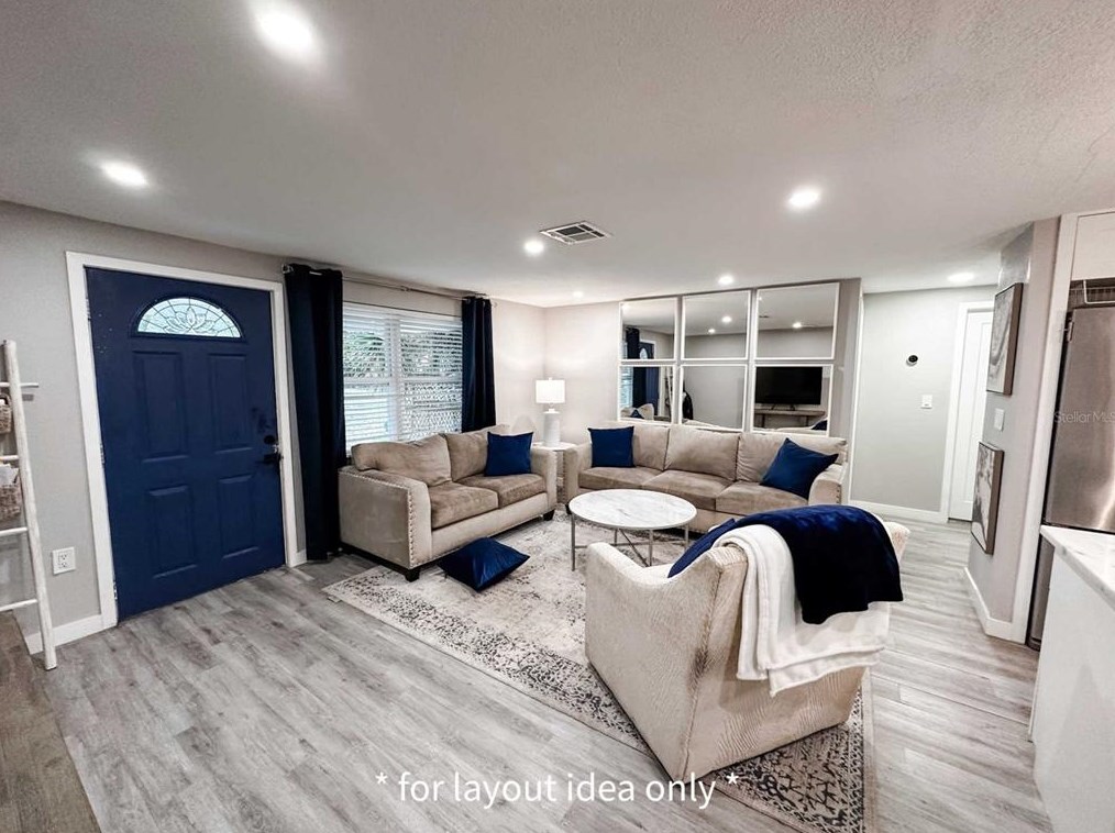 1332 Florida Ave, Palm Harbor FL  34683-4521 exterior