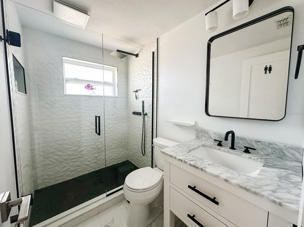 1332 Florida Ave, Palm Harbor FL  34683-4521 exterior