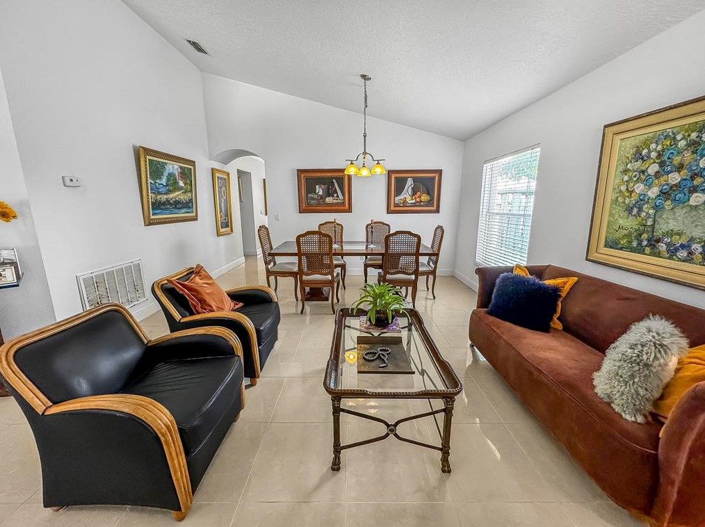 13005 Entrada Dr, Orlando FL 32837-4700 exterior