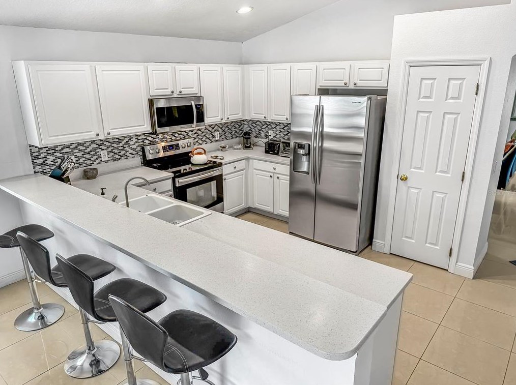 13005 Entrada Dr, Orlando FL 32837-4700 exterior