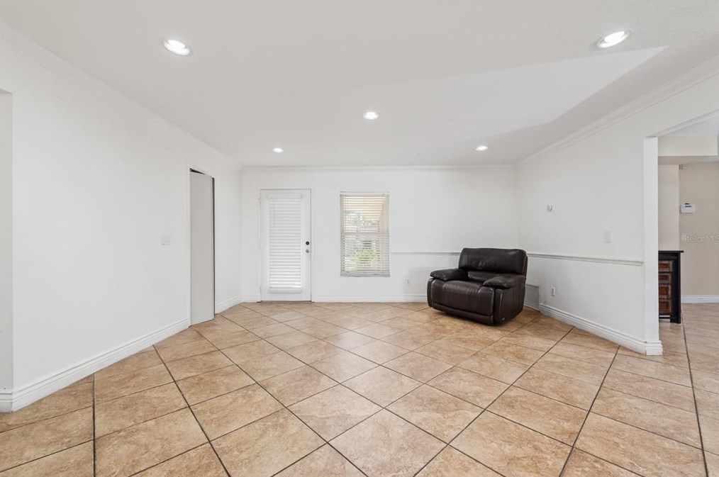 116 Tipperary Dr, Lake Mary FL  32746-3323 exterior