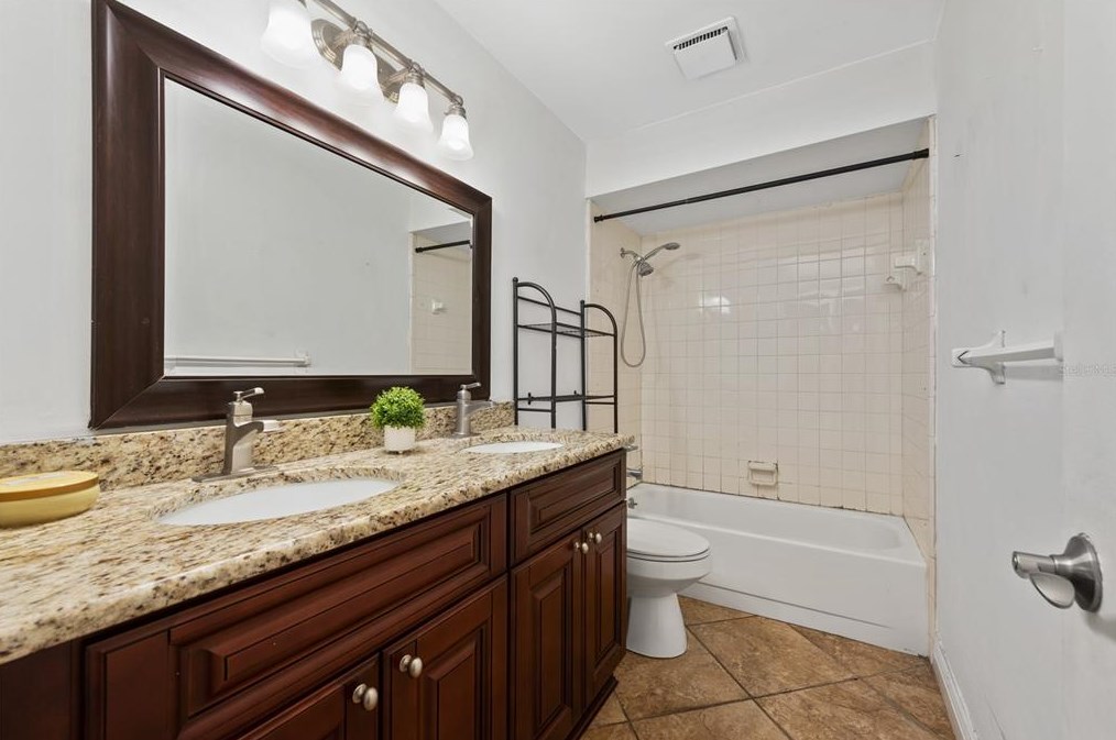 116 Tipperary Dr, Lake Mary FL  32746-3323 exterior