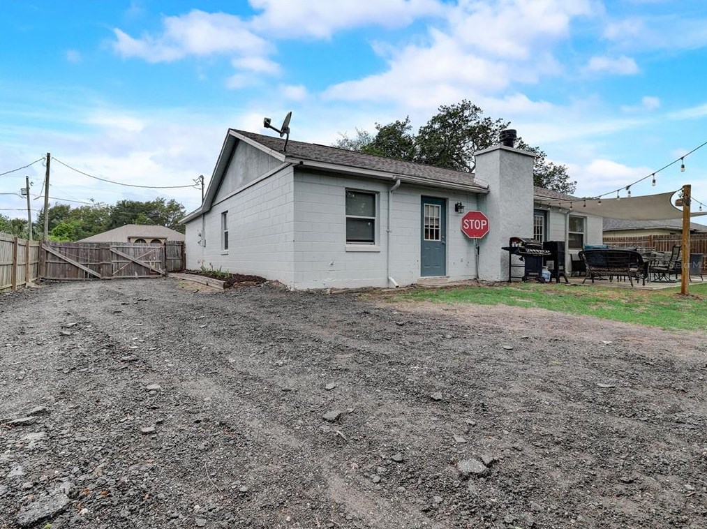 483 Oslo Dr, Deltona FL  32725-8283 exterior