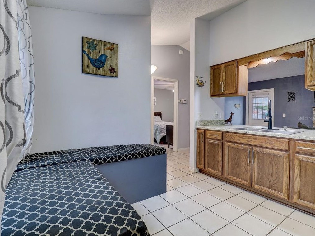 483 Oslo Dr, Deltona FL  32725-8283 exterior