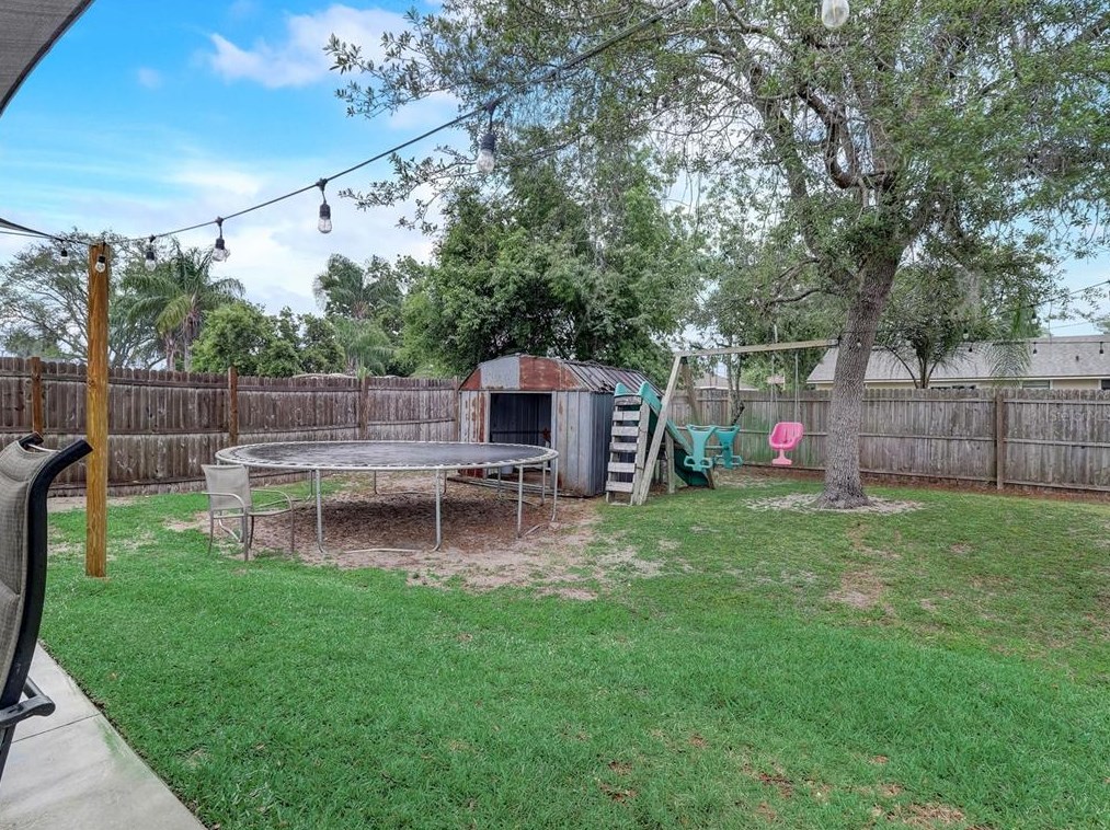 483 Oslo Dr, Deltona FL  32725-8283 exterior