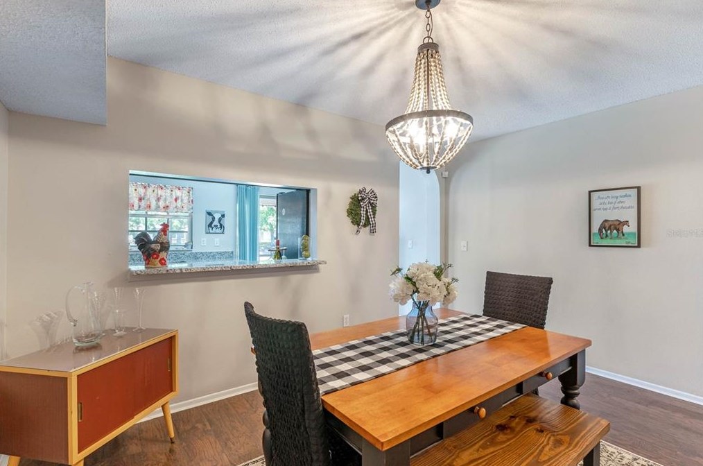 323 Kensington Lake Cir, Brandon FL  33511-3871 exterior