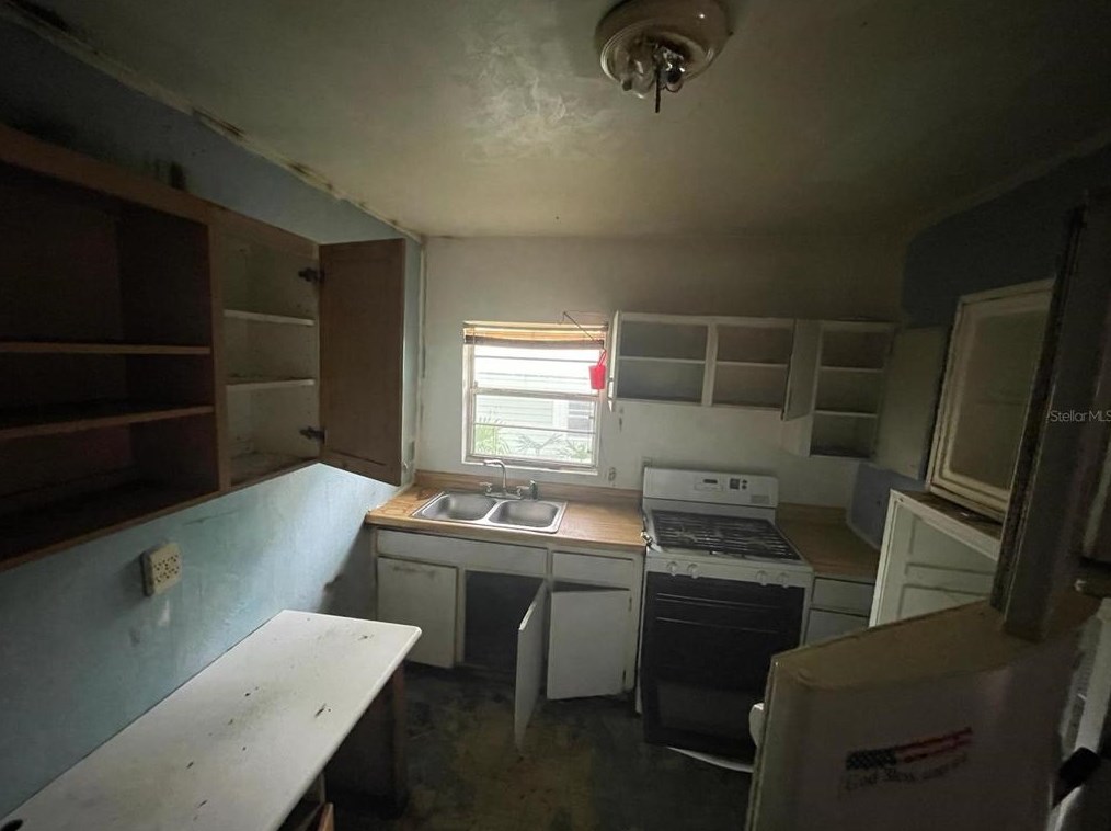 824 Mulberry St, Daytona Beach FL 32114-2172 exterior