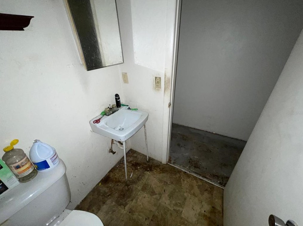 824 Mulberry St, Daytona Beach FL 32114-2172 exterior