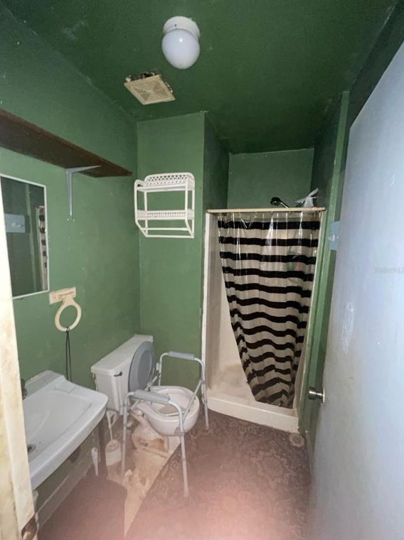 824 Mulberry St, Daytona Beach FL 32114-2172 exterior