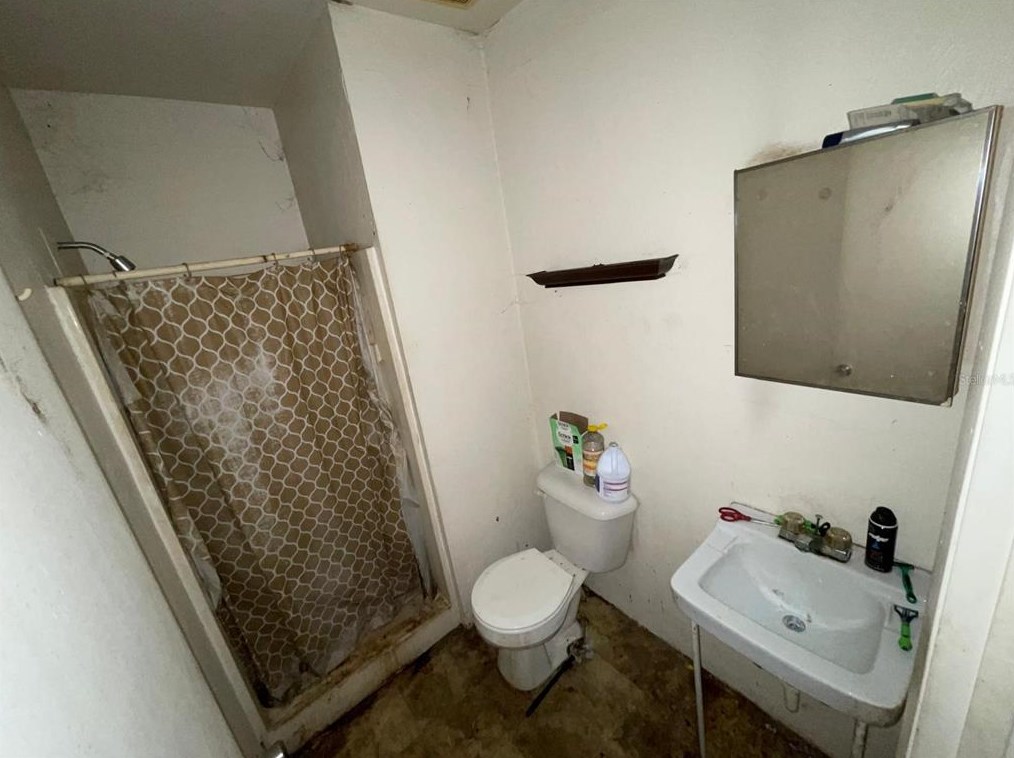 824 Mulberry St, Daytona Beach FL 32114-2172 exterior